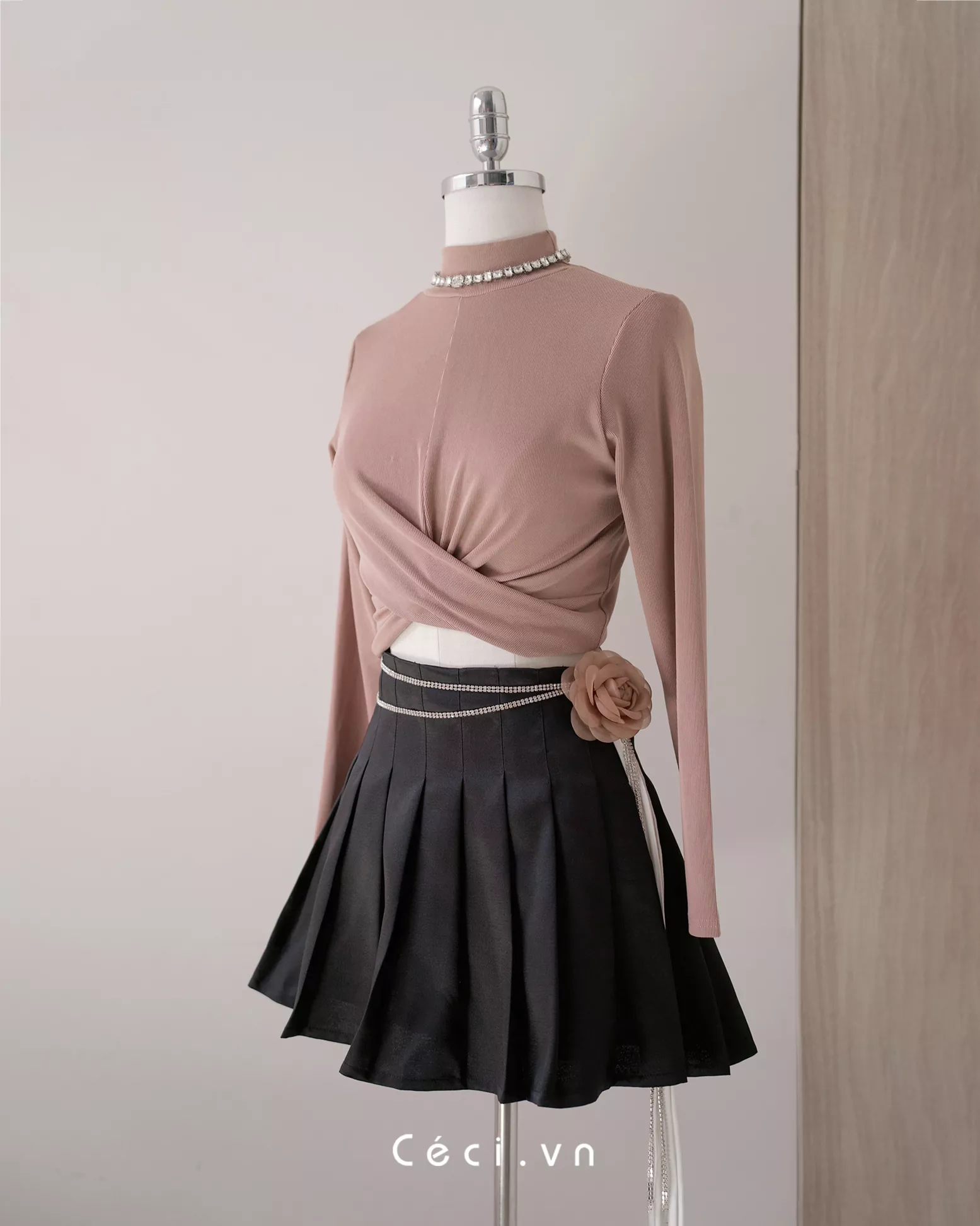 Alternative view of TAYLOR CROPTOP 402