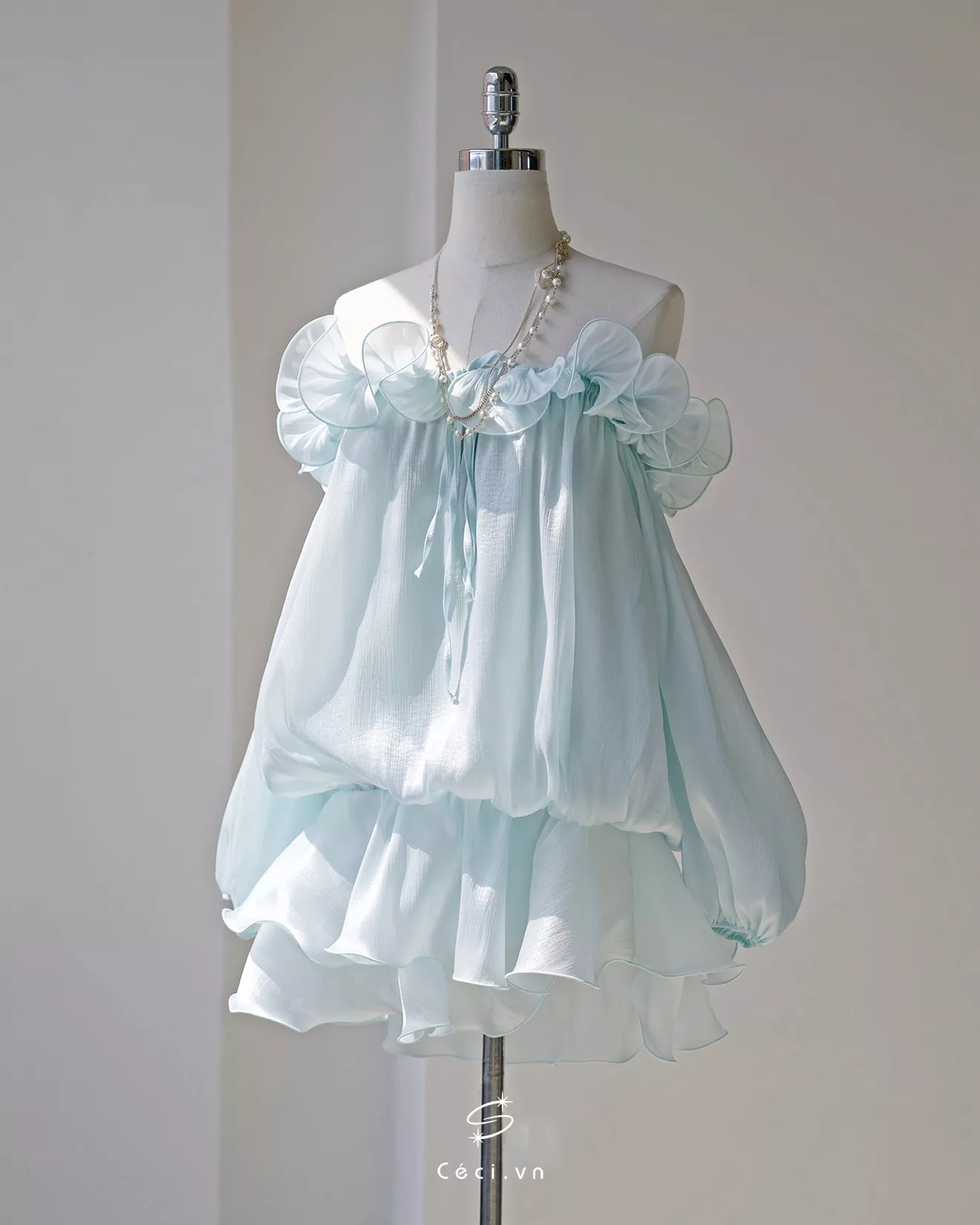 GRACE SET 694 – MINT