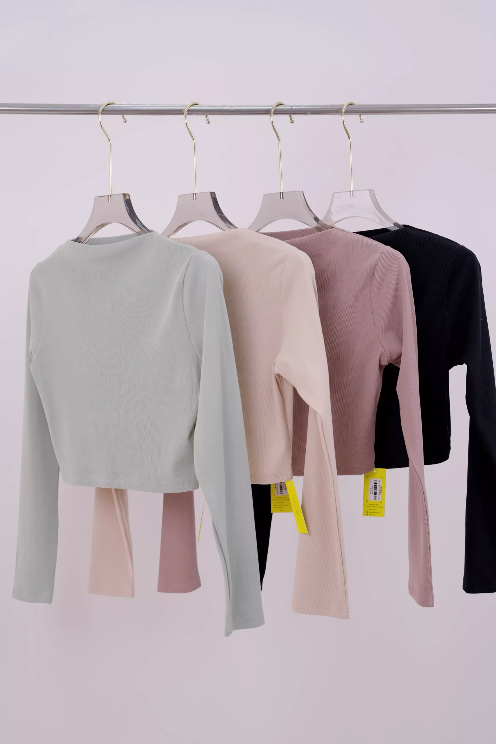 ARIA CROPTOP 602A