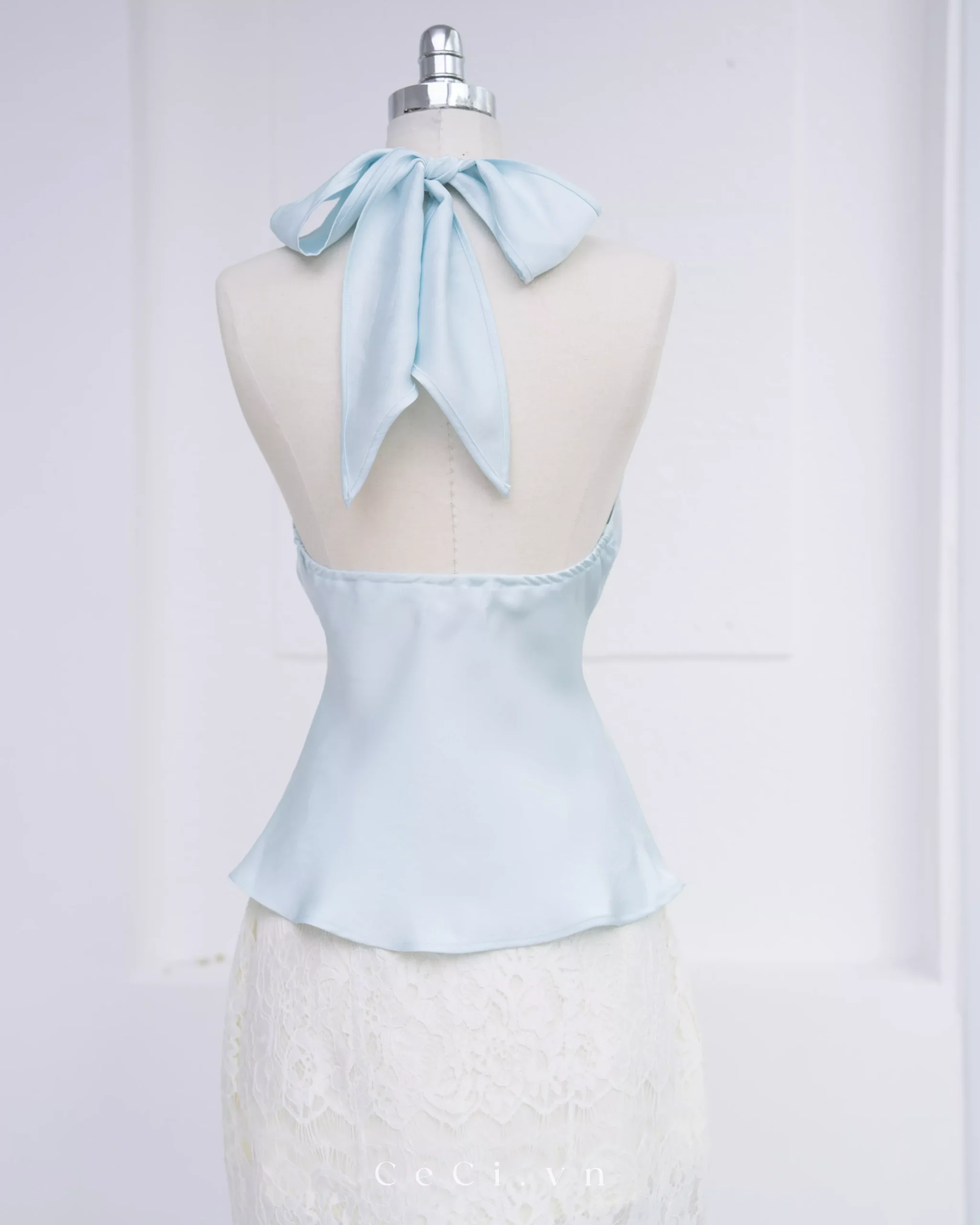 Alternative view of MAVIS TOP 722 - JADE FROST