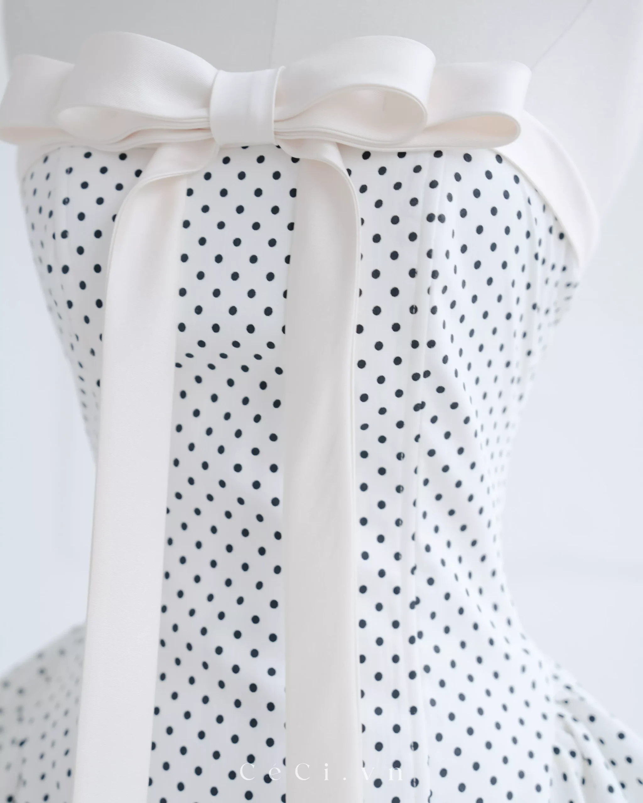 Alternative view of ALISSA DRESS 706 - TRẮNG BI