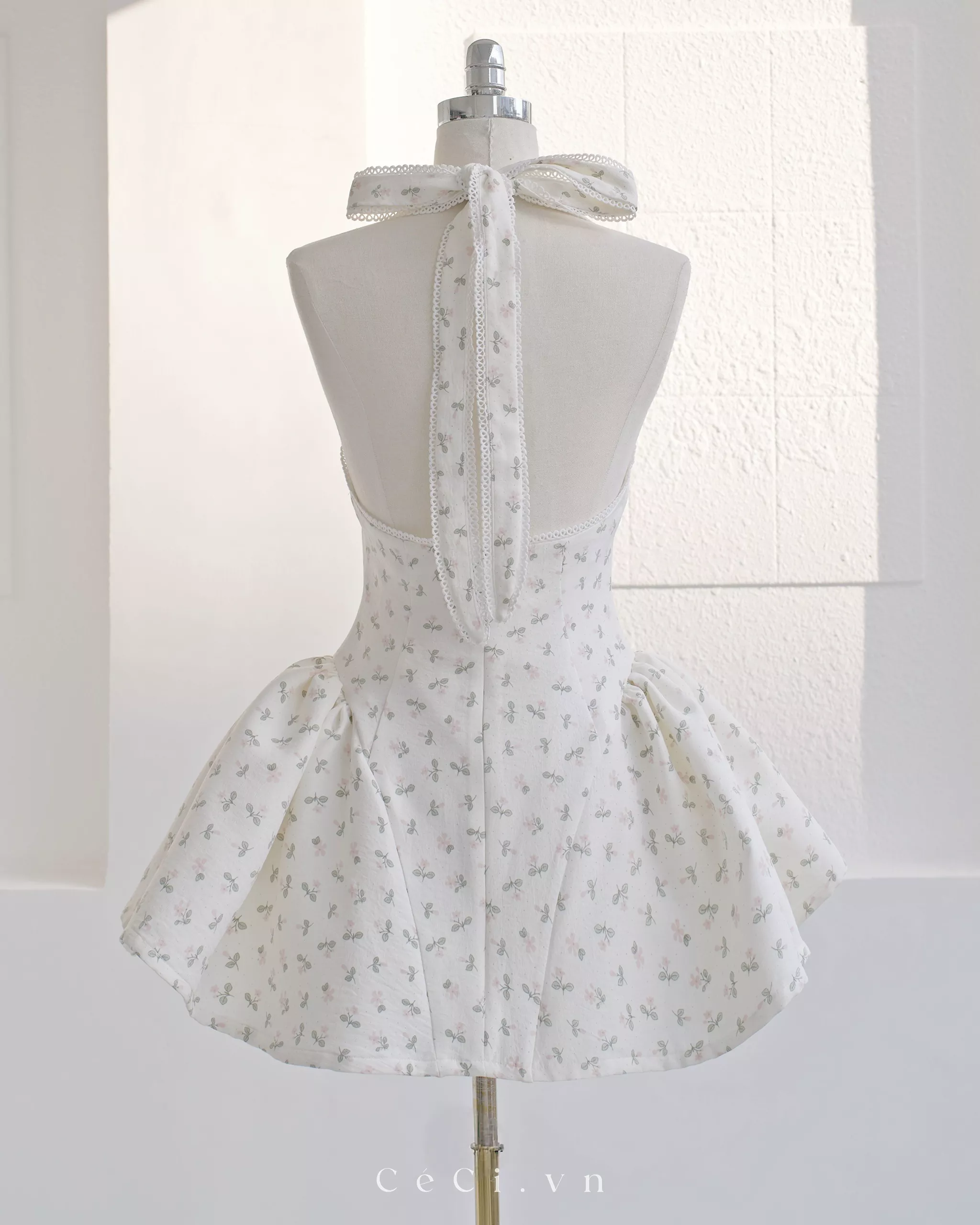 Alternative view of BELLE DRESS 709 - PEARL FLEUR